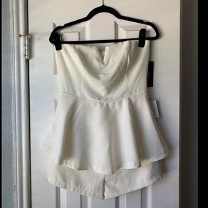 White Lulu's size M romper